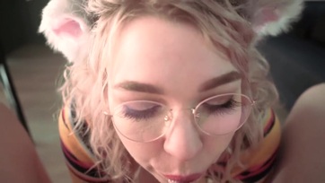 Amatőr szemöveges tini oboája Thumb