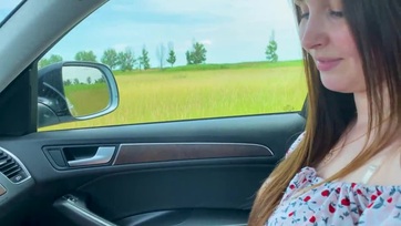 Tapasztalt milf nevelőanya megízlelgette a kölyke brokiját és kérte, hogy fröcskölje színültig a puncikáját Thumb