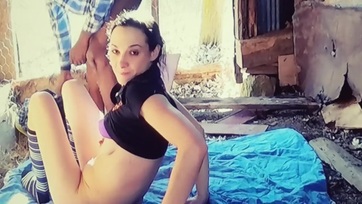 Fiatal milf feleség a fekete bránerre vágyik Thumb