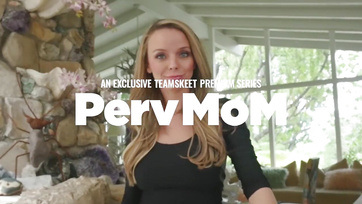 Anyu besegít a kukkoló mostohafiacskájának Thumb