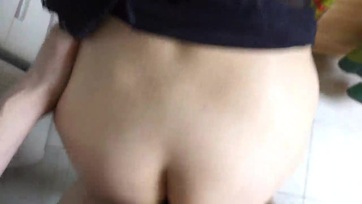 Olyannyira imponált a pasi a randivonalról hogy az első randinkon alaposan popsin szexelt Thumb