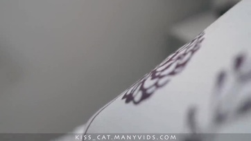 Bezöttyentem a vadító mostoha anyucim ágyikójába és beraktam az ágaskodó répámat a nunájába Thumb