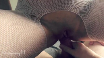 Egymás Után kétszer elmentem mialatt a gyönyörű nejlonsrucis ribivel szerelmeskedtem az ágyikón Thumb