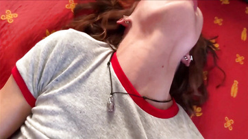 Óriásiakat tüzelt a buja mostohanővérkém muffja mialatt ki-be sétafikált benne a cerkám Thumb